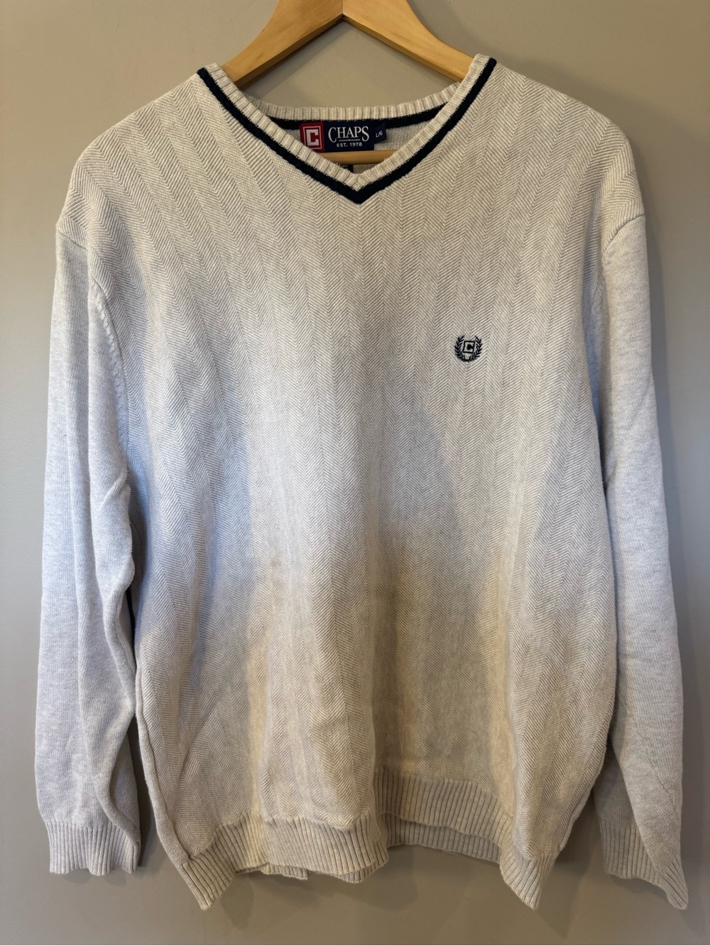 Chaps Men’s Light Gray V-Neck Sweater with Navy Trim